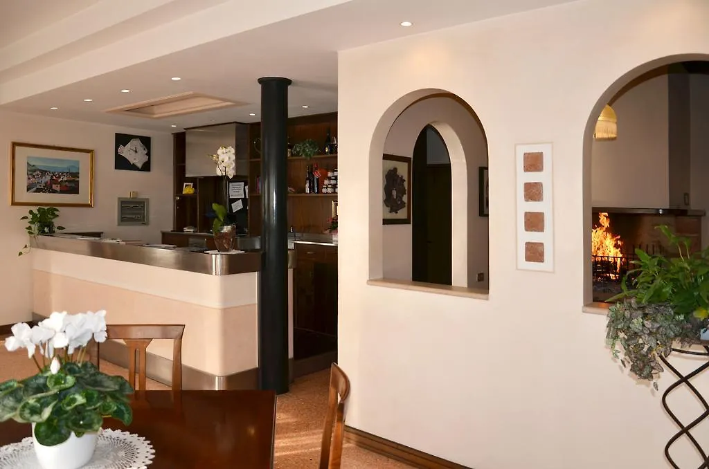 B&B La Palanca Revine Lago Ιταλία